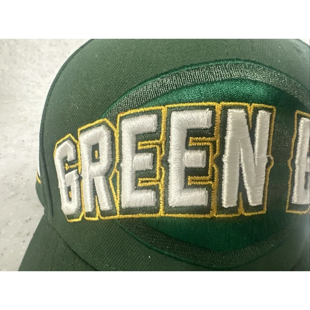 VTG Green Bay Packers Hat Fitted Size 7 1/4 Mens NFL New Era 59Fifty Embroidered